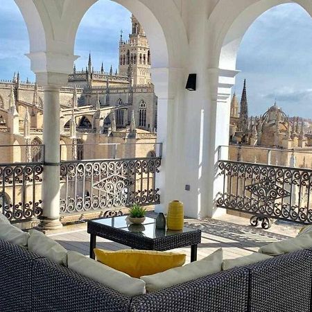 Isg Apartments The Most Exclusive Apartment In Sevillaparking Kültér fotó