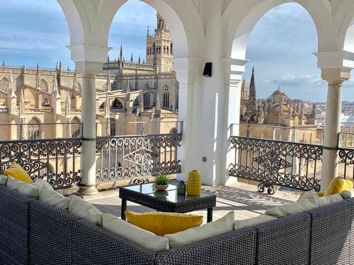 Isg Apartments The Most Exclusive Apartment In Sevillaparking Kültér fotó