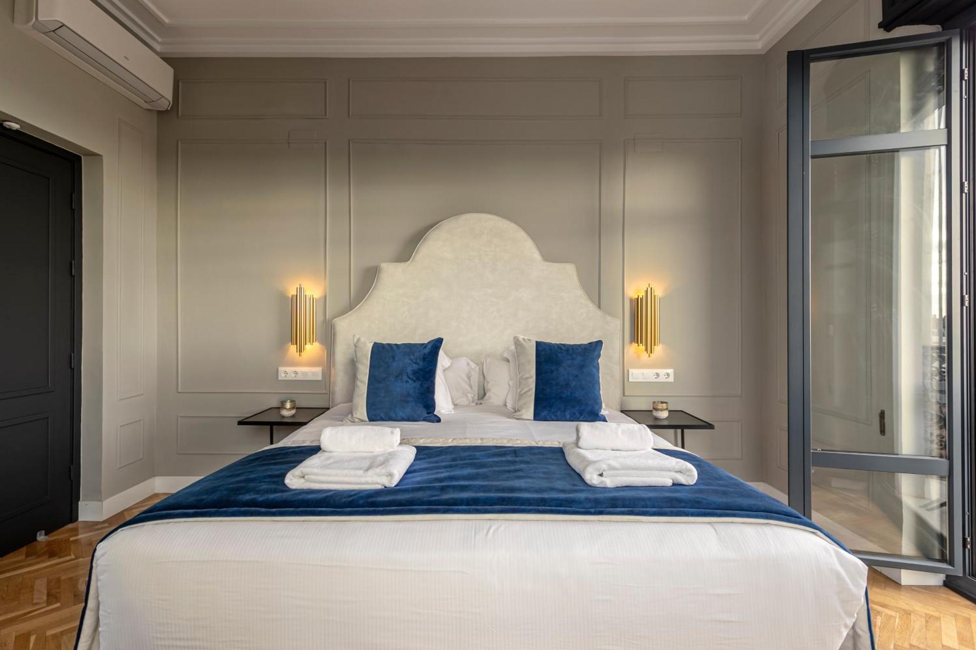 Isg Apartments The Most Exclusive Apartment In Sevillaparking Kültér fotó