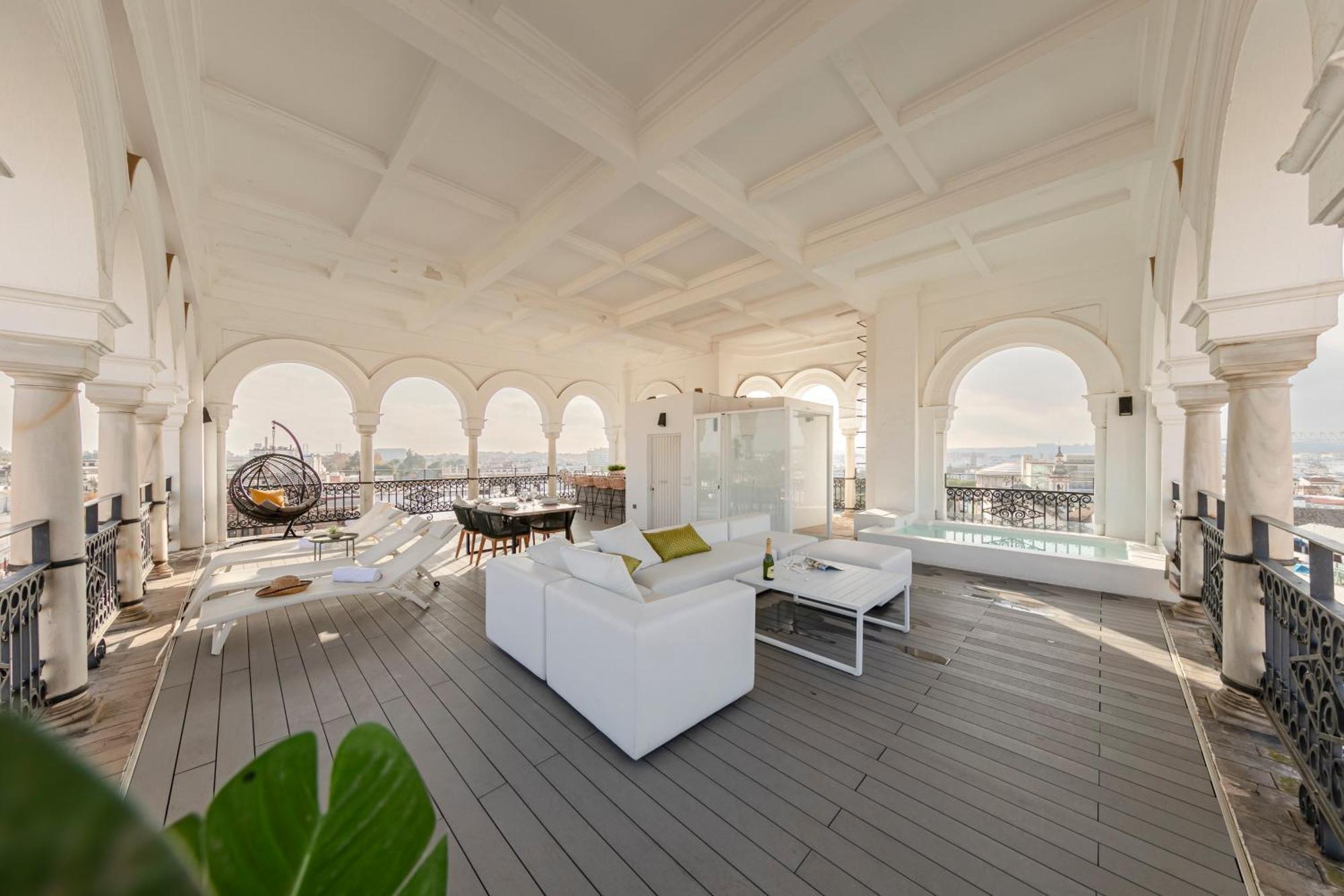 Isg Apartments The Most Exclusive Apartment In Sevillaparking Kültér fotó